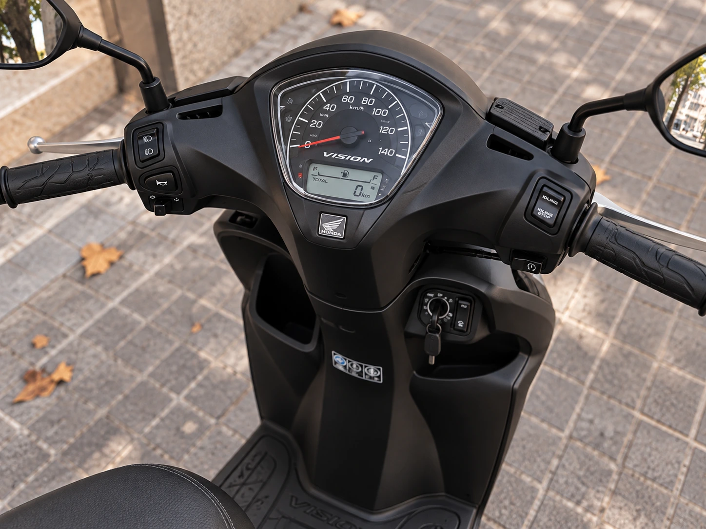 Honda Vision detail