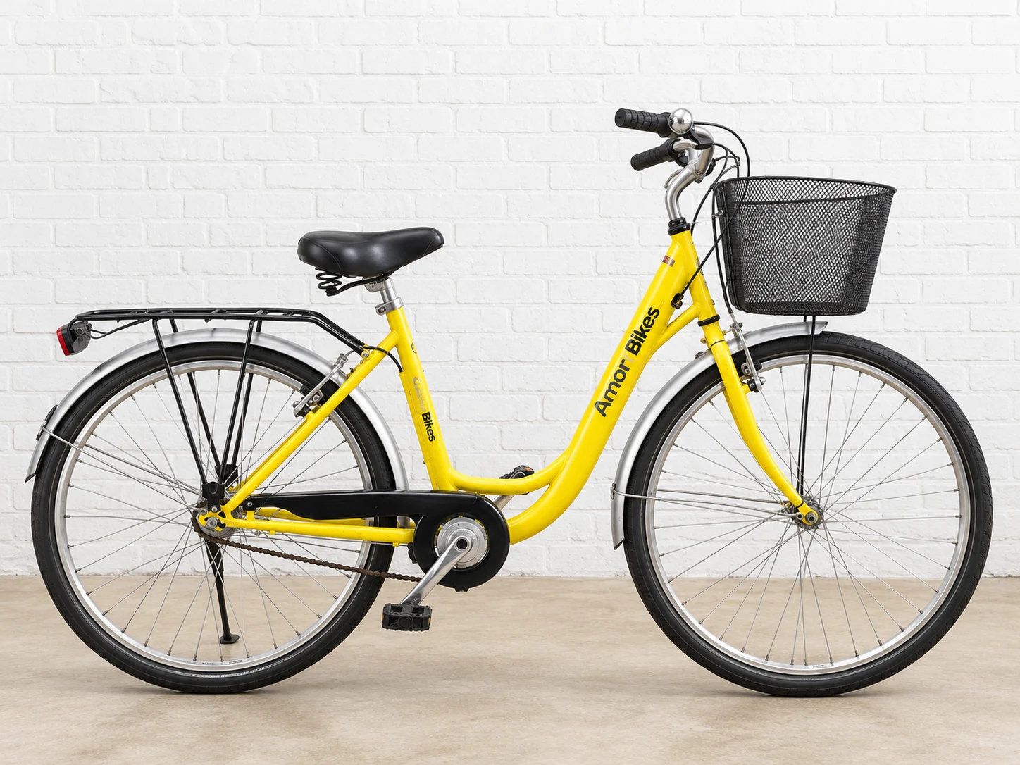 Bicycles and electric bikes available for rental in Barcelona