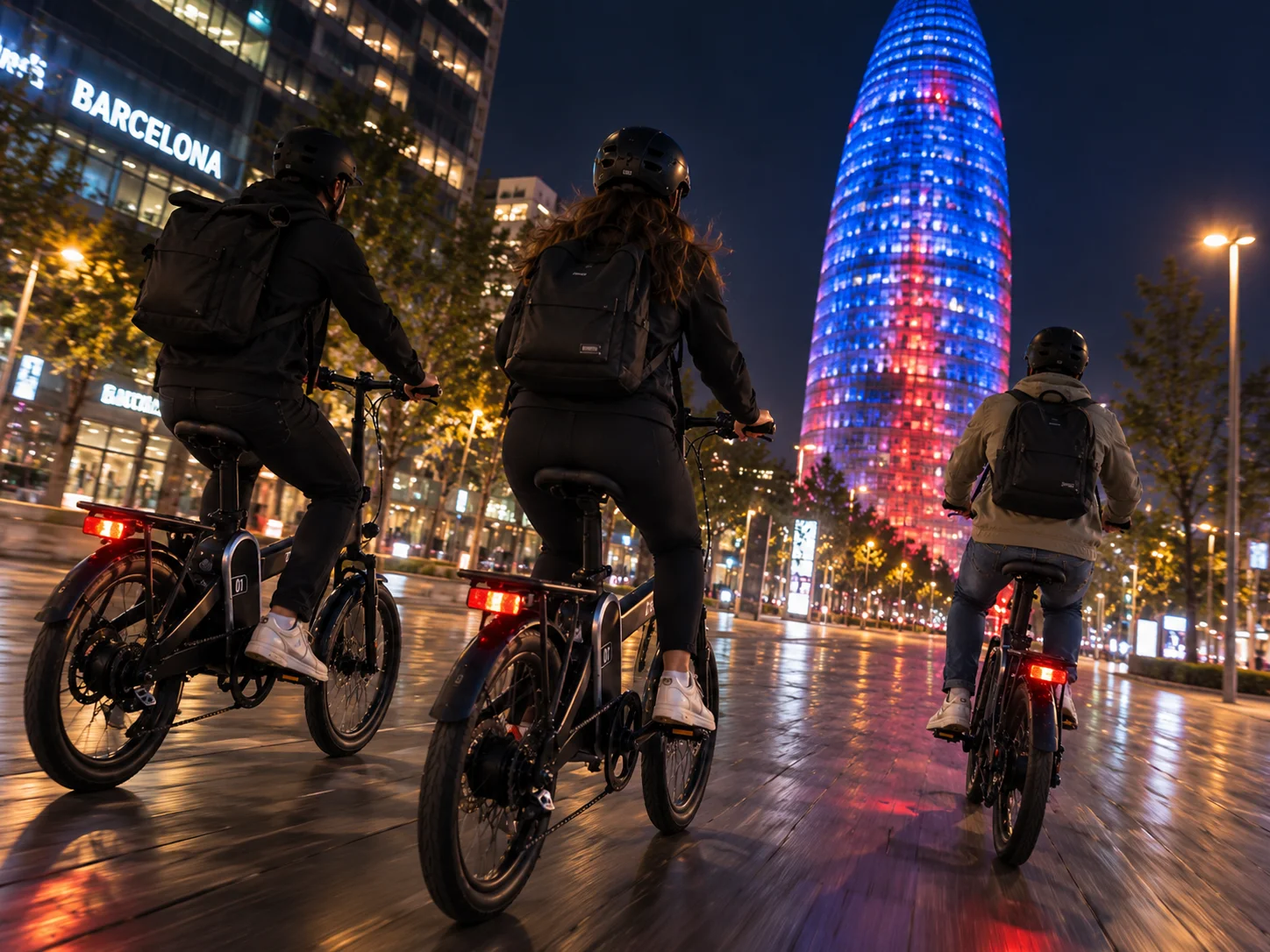 DVU electric bike during a city ride