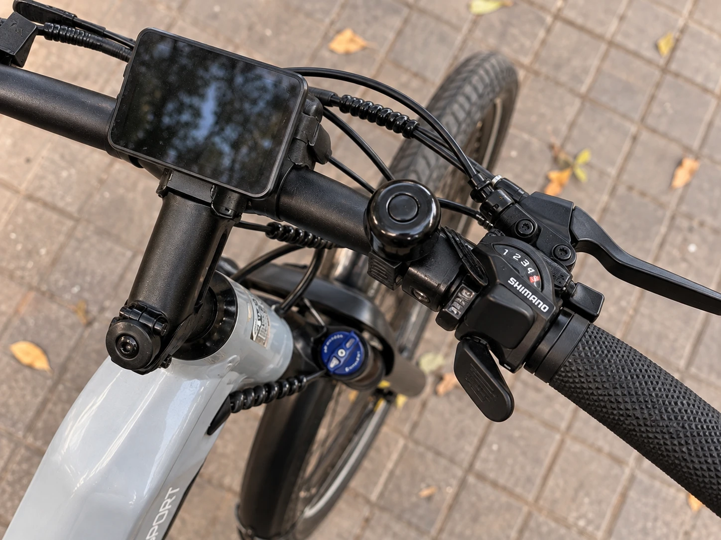 Onesport electric bike handlebar and controls